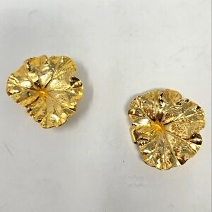 VINTAGE MIMI DI N TEXTURED GOLD TONE LEAF DOUBLE BELT BUCKLE